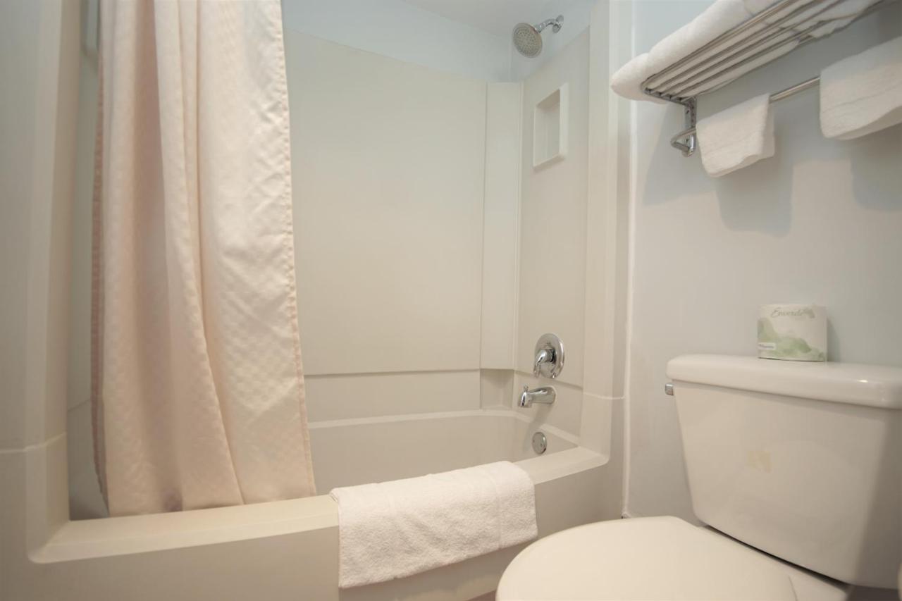 Royal Inn Hudson I-94 ภายนอก รูปภาพ