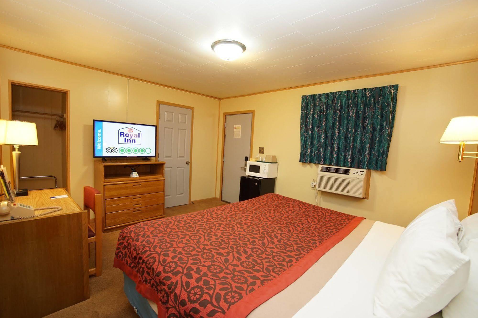 Royal Inn Hudson I-94 ภายนอก รูปภาพ