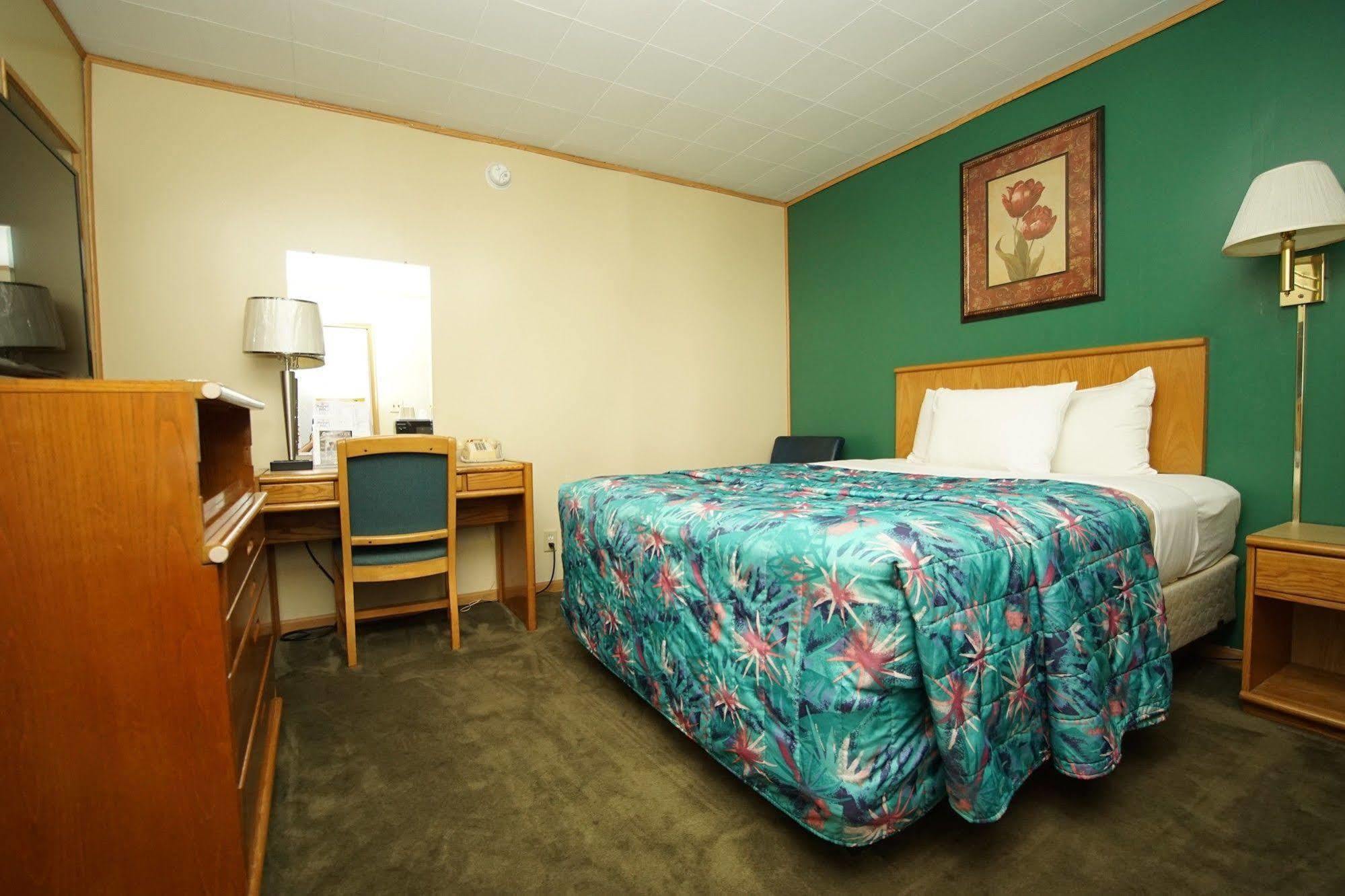 Royal Inn Hudson I-94 ภายนอก รูปภาพ